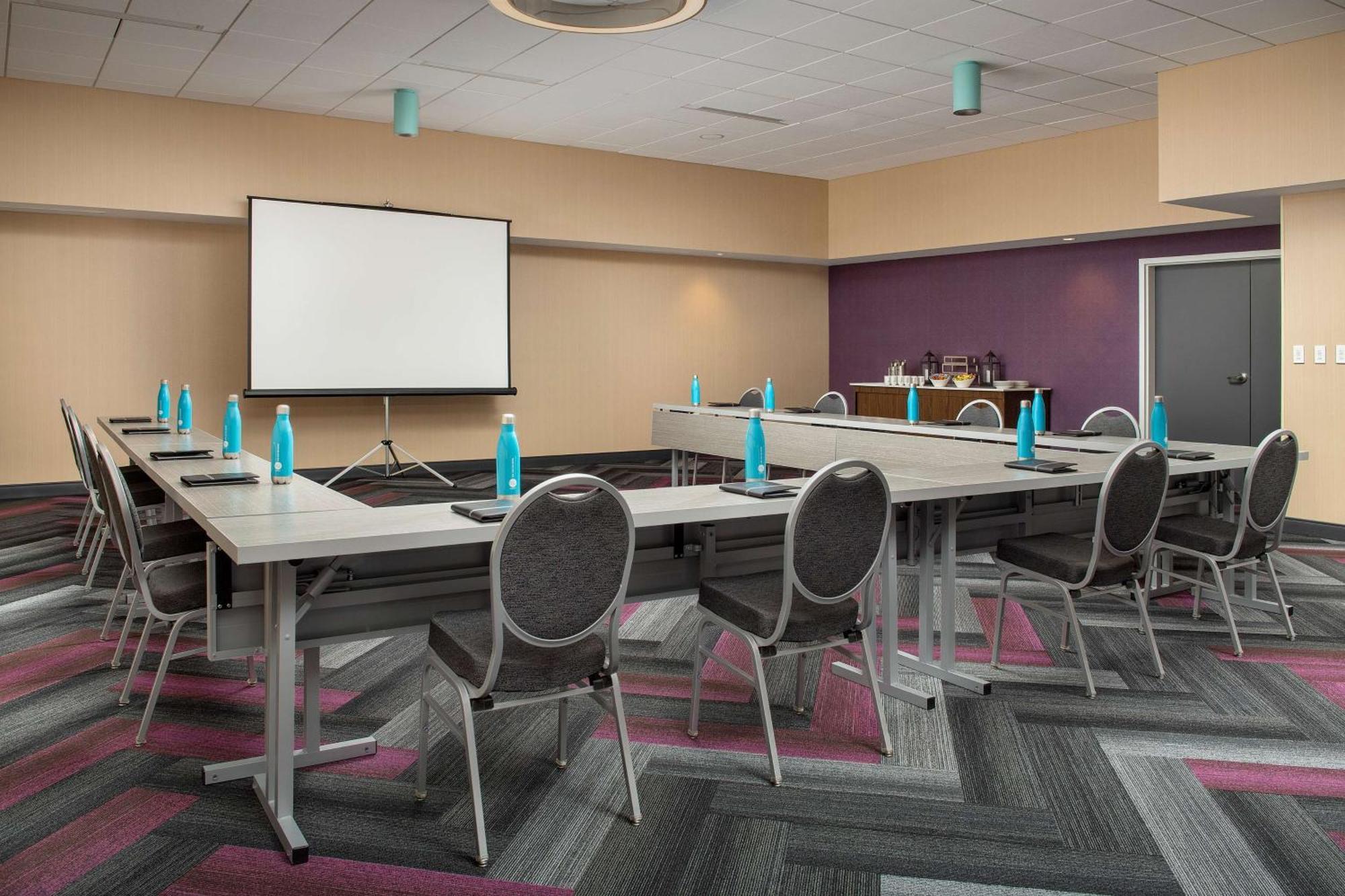 فندق Tru By Hilton Orlando Convention Center Williamsburg المظهر الخارجي الصورة